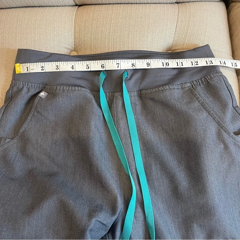 FIGS technical collection scrubs Jogger Pants Women’s S Tall Gray Pockets